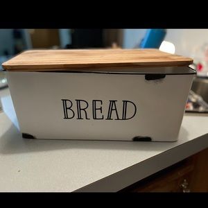 Extra Large farmhouse style metal bread box with a bamboo lid.